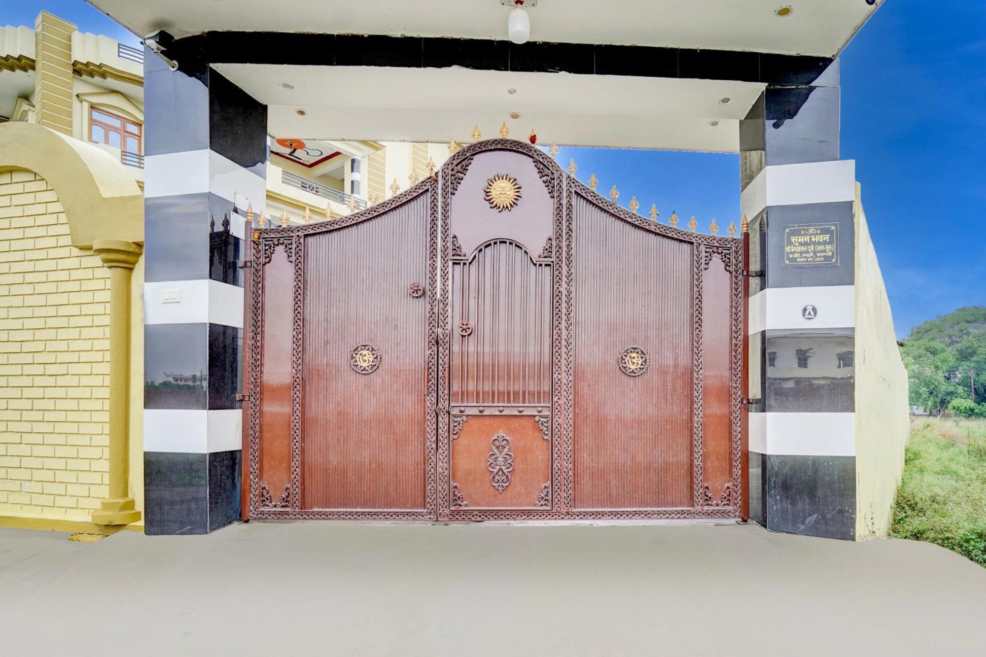 Hotel O J.D. Palace Варанаси Екстериор снимка